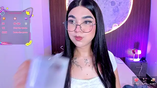 RoseCassie online show from July 11, 1:26 pm