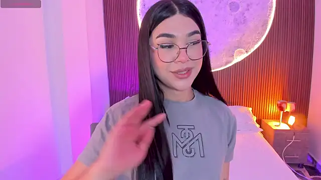 RoseCassie online show from July 13, 1:46 pm