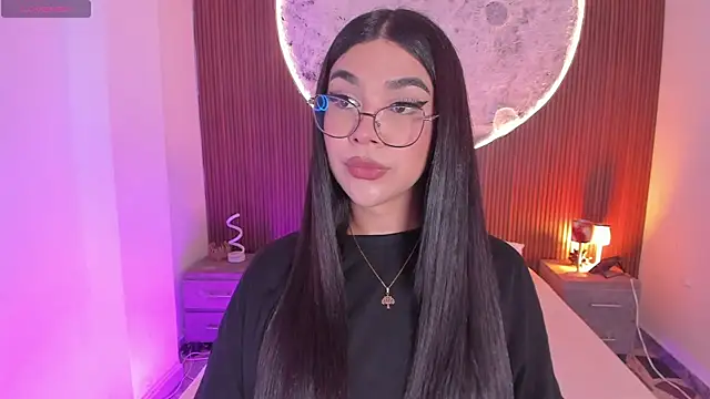 RoseCassie online show from July 21, 1:58 pm