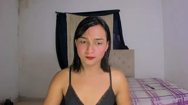 Snapshot of Miss_noah18 chatting on January 3, 8:01 pm Miss noah18 online show from January 3, 8:01 pm