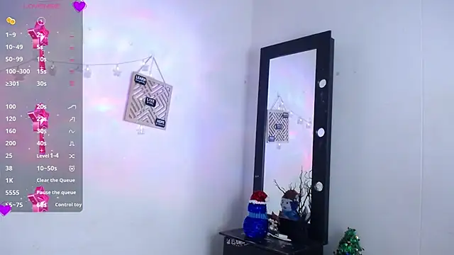 Yorkeidys1 online show from December 19, 2:06 am