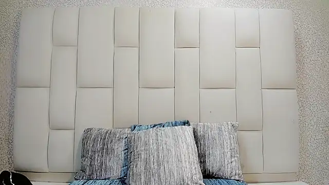 Zara gill online show from February 6, 6:29 am