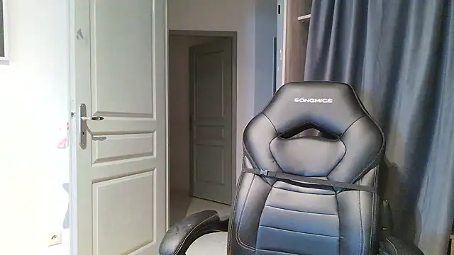 serena  vedette online show from February 9, 10:22 am