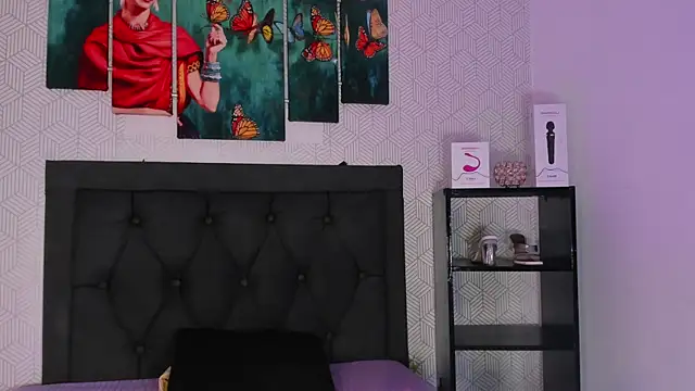 Selena fox7 online show from October 22, 3:41 am