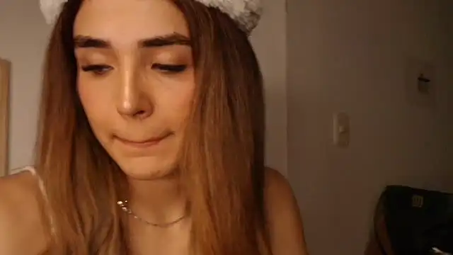 Samantha blaree  online show from November 22, 10:45 pm