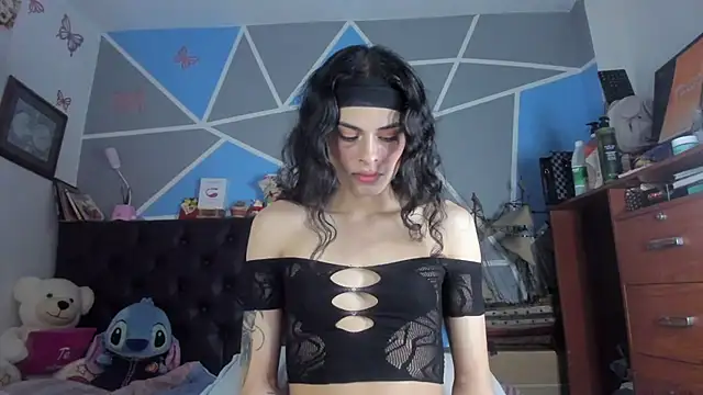 Meghan hott online show from October 19, 6:39 am