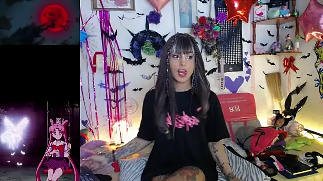 purplekattlyn online show from June 8, 5:07 am