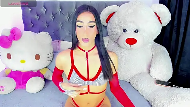 Julie Lovelyx1 online show from March 22, 5:45 am