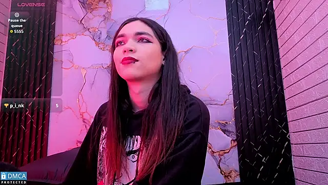 MaeveKuro online show from March 2, 3:12 am