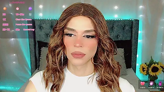 Dalila moan online show from March 20, 10:40 pm