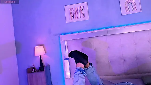 Emily Castillo 1 online show from September 12, 4:10 am