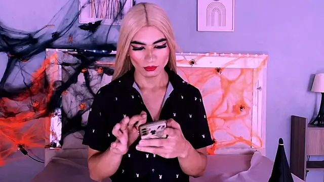 Emily Castillo 1 online show from October 7, 1:17 am