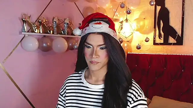 agatha rodriguez online show from December 14, 7:42 pm