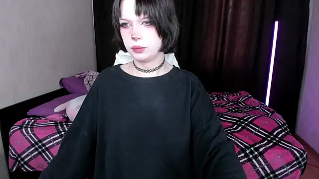 amelia mays xx online show from September 10, 7:40 am