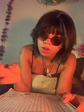 cherryboom23 online show from August 1, 4:35 am