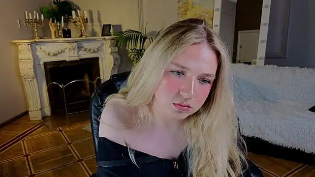 Snapshot of Jes_Solar chatting on September 14, 12:20 pm Jes Solar online show from September 14, 12:20 pm