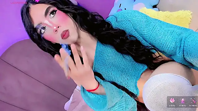 ShantyMillan online show from April 7, 1:12 pm