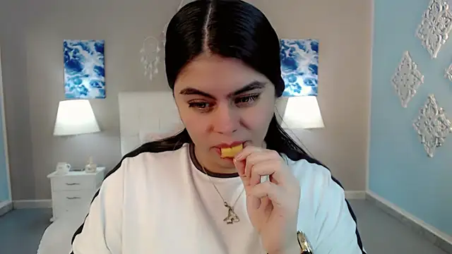 maddissonivanova online show from November 23, 7:16 pm