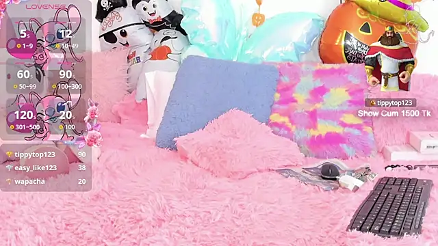 Snapshot of Ariana-Fernandez chatting on October 12, 1:35 pm Ariana-Fernandez online show from October 12, 1:35 pm