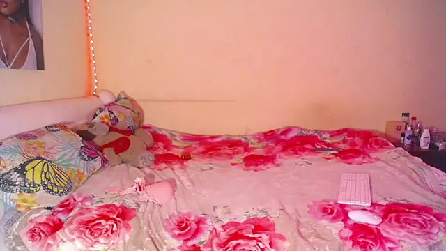 pink 7777 online show from November 6, 7:03 pm