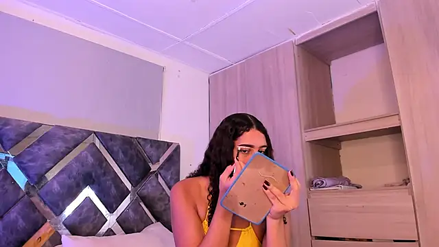 candice777 online show from October 30, 1:43 pm