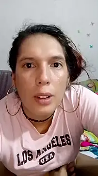 Snapshot of samanthaa_hot_ chatting on October 5, 9:43 am samanthaa hot online show from October 5, 9:43 am