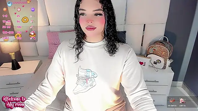 LiaFernandaa online show from November 11, 2:08 pm