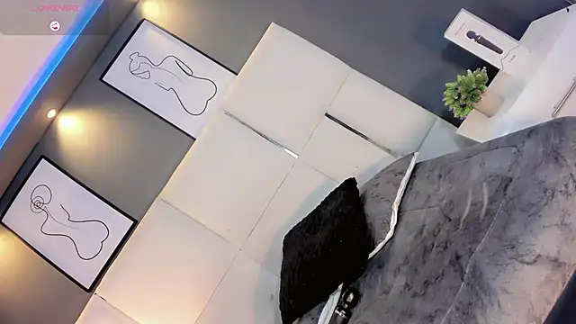 LiaFernandaa online show from November 24, 2:08 pm