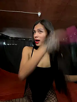 Ur latinahotpaprika online show from October 6, 8:14 am