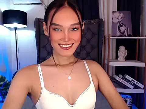 Snapshot of sensualmelody143 chatting on September 17, 11:04 am sensualmelody143 online show from September 17, 11:04 am