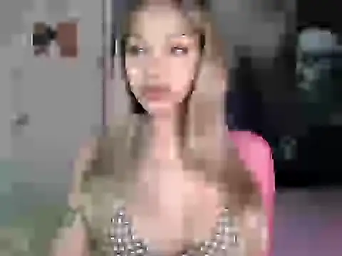 itsmekarinaaa online show from April 1, 1:41 pm