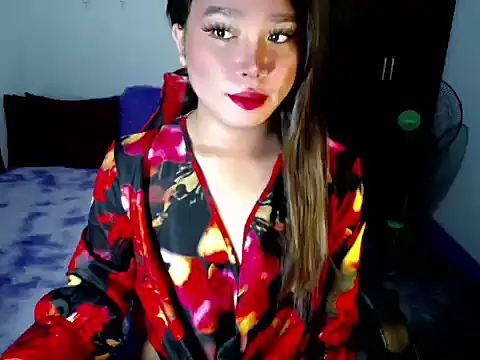 Urassiansweetcummer online show from October 30, 2:10 am