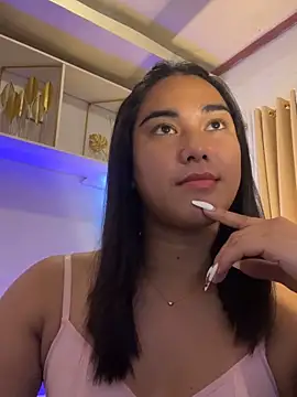 magnificent kitana online show from April 11, 6:00 pm