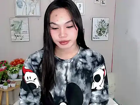 liane mei online show from June 14, 2:24 am