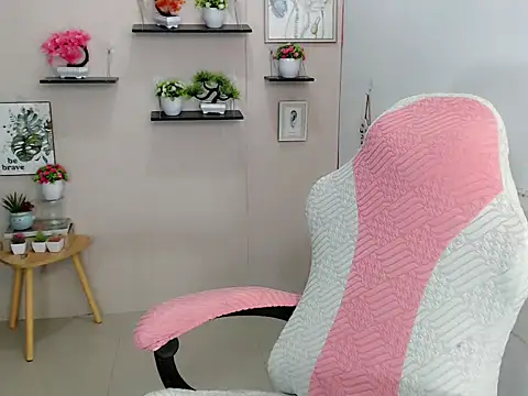 liane mei online show from July 14, 2:05 am