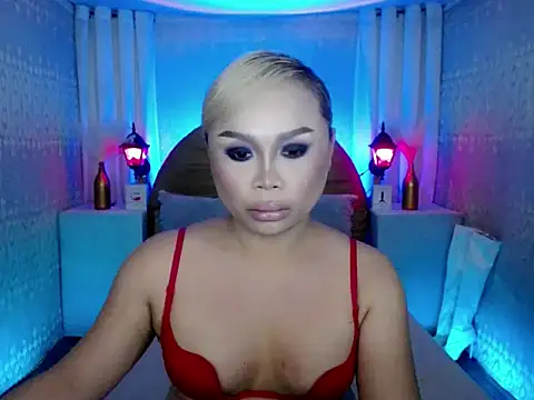 Snapshot of andy_slave4u chatting on October 18, 8:23 pm andy slave4u online show from October 18, 8:23 pm