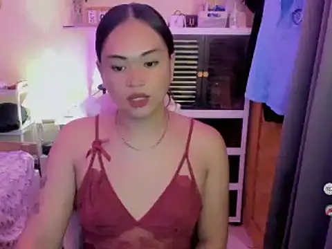 urluscious russel online show from October 7, 7:42 am