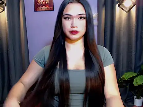 urlovelysandra online show from October 4, 6:03 am