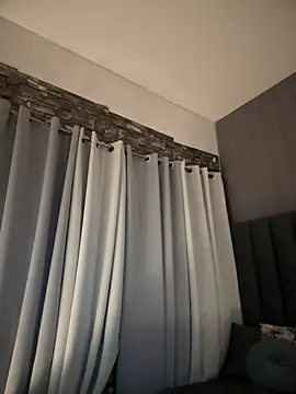 EmeraldGreyson online show from March 23, 9:36 am