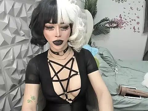 janecomander online show from April 1, 1:41 pm