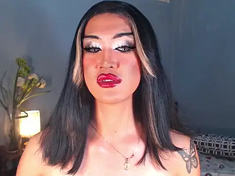 AleinaCroft online show from December 3, 4:17 am