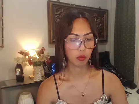 Nathalieheartt online show from July 25, 2:04 pm