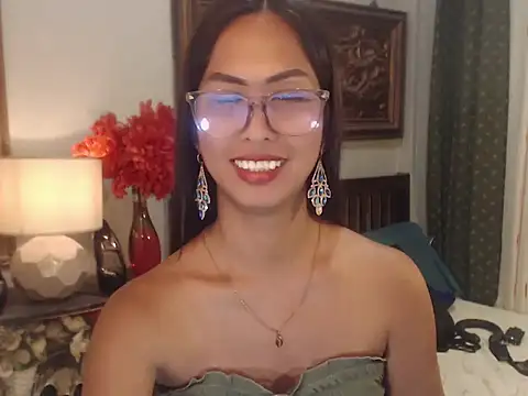 Nathalieheartt online show from July 28, 4:51 pm