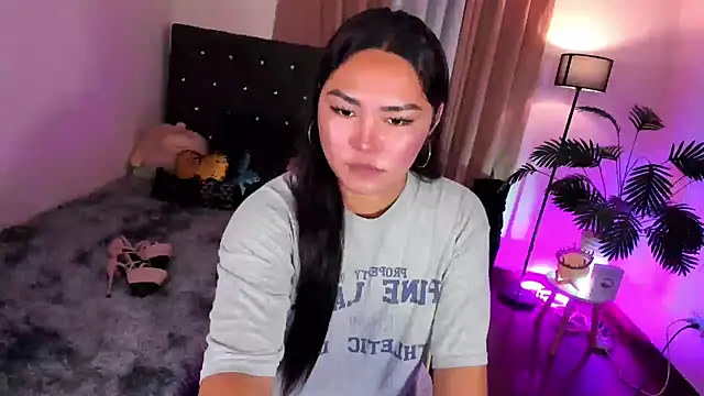 Unique Maya online show from July 6, 12:01 pm