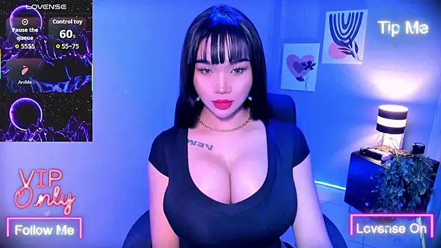 TriciaCumLoader online show from January 12, 10:33 am