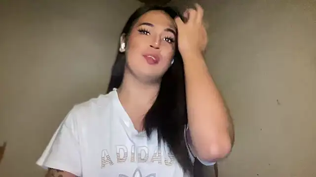 Snapshot of fallon_empress143 chatting on September 11, 3:53 pm fallon empress143 online show from September 11, 3:53 pm