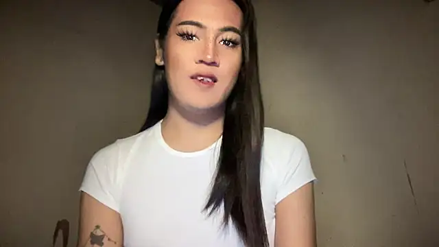Snapshot of fallon_empress143 chatting on October 9, 11:16 pm fallon empress143 online show from October 9, 11:16 pm