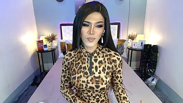 TatianaWil online show from October 15, 10:43 pm