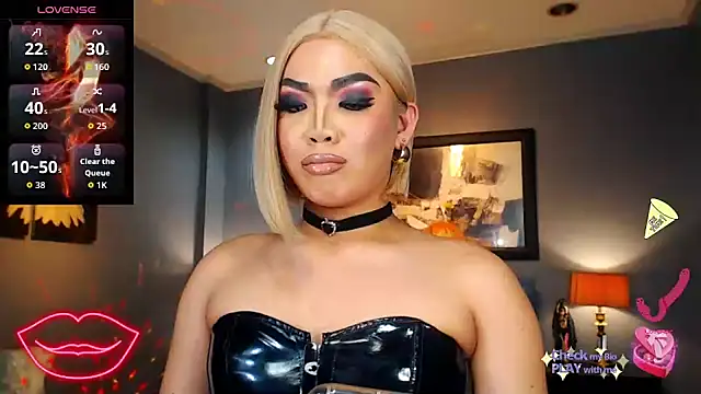 FridaHumphrey online show from September 9, 5:23 pm