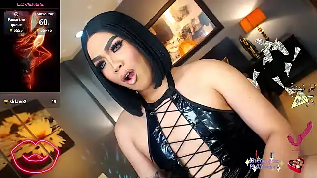 FridaHumphrey online show from October 10, 6:31 pm